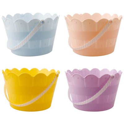 Easter Plastic Basket 8"x5"